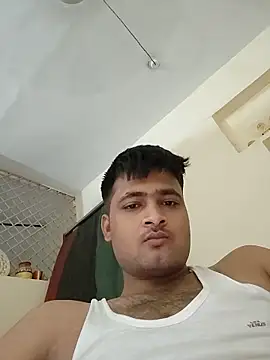 Snapshot of allumatar chatting on 05/20/26, 10:10 allumatar online show from 05/20/26, 10:10