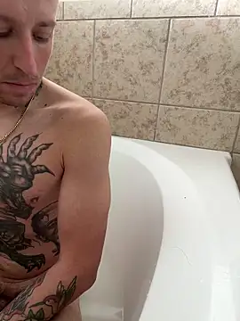 Snapshot of brngitdwn chatting on 01/17/26, 11:41 brngitdwn online show from 01/17/26, 11:41