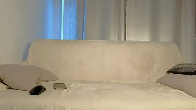 first mark online show from 02/01/26, 05:22