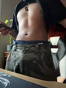 JoeyBlazy online show from 04/24/26, 02:58