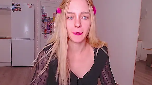 sailormoon666  online show from 02/09/26, 03:32