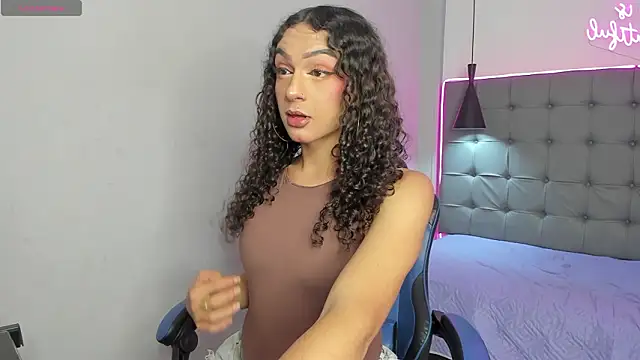 scarletcherry18 online show from 03/03/26, 03:12