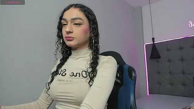 scarletcherry18 online show from 04/26/26, 03:37