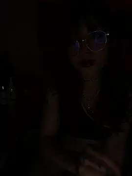 neo vampy online show from 04/18/26, 07:45