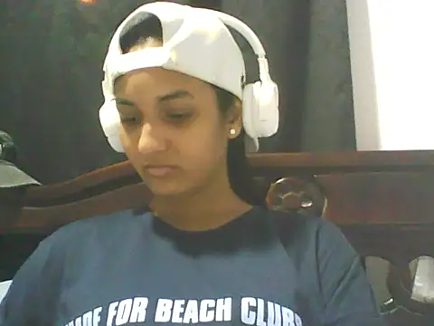 Camilita2112 online show from 01/13/26, 03:12