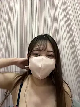 Snapshot of Runa_channel chatting on 01/19/26, 12:31 Runa channel online show from 01/19/26, 12:31