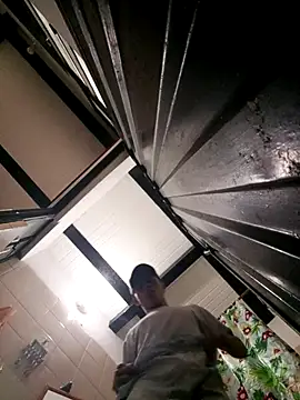 SlowHeat online show from 01/12/26, 04:23