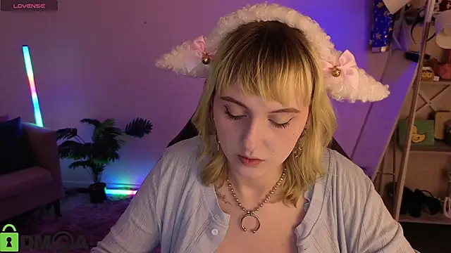 Roziett Belle online show from 04/14/26, 08:31