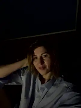 Snapshot of _Crystal_2 chatting on 01/16/26, 03:43 Crystal 2 online show from 01/16/26, 03:43