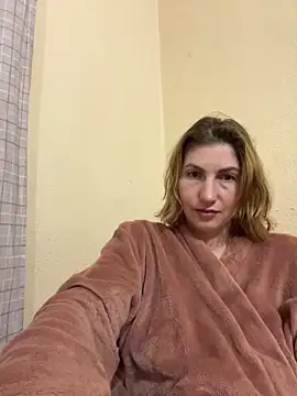 Snapshot of _Crystal_2 chatting on 02/09/26, 09:19 Crystal 2 online show from 02/09/26, 09:19