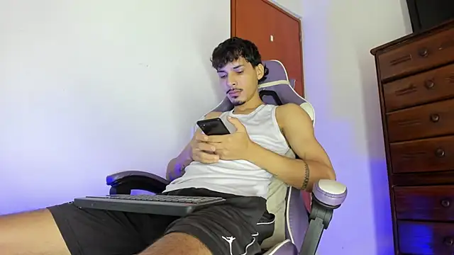 Yankees xxx online show from 04/26/26, 01:42