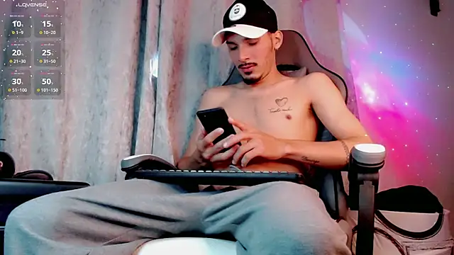 Yankees xxx online show from 06/17/26, 01:01