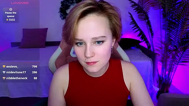 Snapshot of Ellie_Heavenly chatting on 01/31/26, 07:11 Ellie Heavenly online show from 01/31/26, 07:11