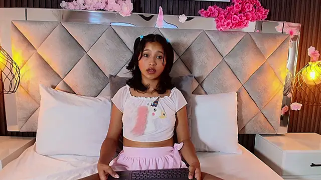 Snapshot of Real_virgin_Pussy chatting on 02/21/26, 07:48 Real virgin Pussy online show from 02/21/26, 07:48