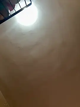 l0n3ly w0lf online show from 01/12/26, 06:35