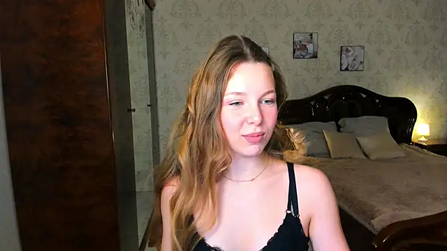 LilyBlakee online show from 02/04/26, 10:54