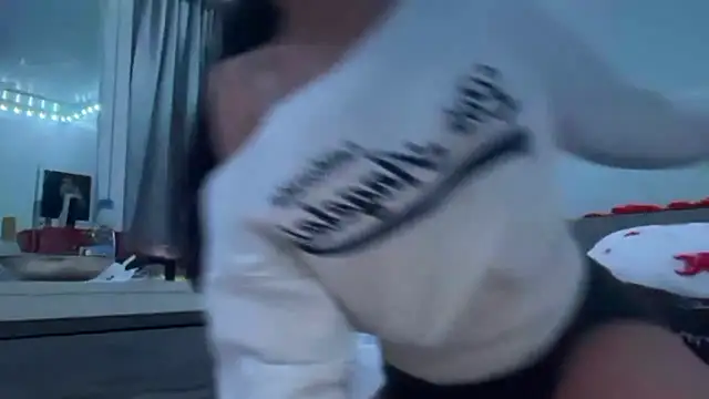 HeyItsSteffy online show from 01/14/26, 01:00