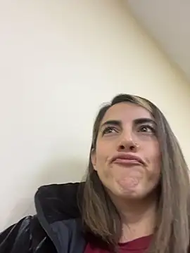 Snapshot of Paulinaa_bella chatting on 02/24/26, 11:25 Paulinaa bella online show from 02/24/26, 11:25