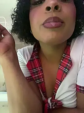 Snapshot of valeria_19x chatting on 02/10/26, 01:37 valeria 19x online show from 02/10/26, 01:37