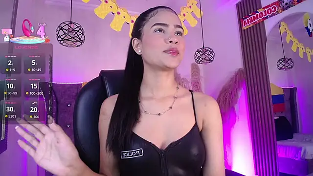 Snapshot of Violet_Collins1 chatting on 07/17/26, 09:08 Violet Collins1 online show from 07/17/26, 09:08