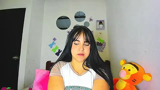 Penelopeflame18 online show from 05/09/26, 02:06