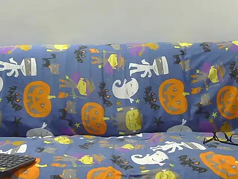 Snapshot of janehotmilf chatting on 01/14/26, 05:35 janehotmilf online show from 01/14/26, 05:35