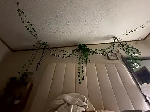 Edd2155ggt online show from 01/13/26, 12:27