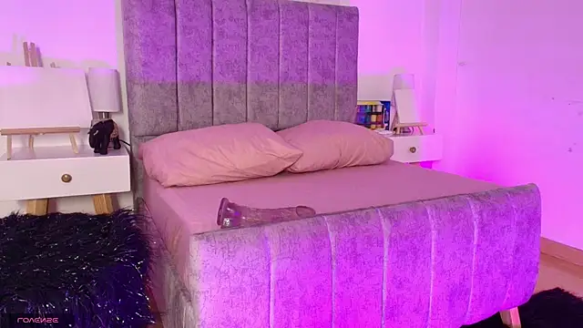 Lucy Carson  online show from 02/13/26, 04:08