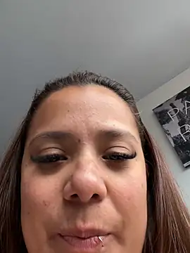 Pretty  Milf online show from 02/20/26, 09:26