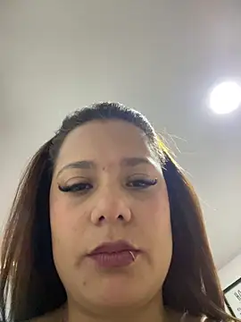 Pretty  Milf online show from 03/25/26, 12:55