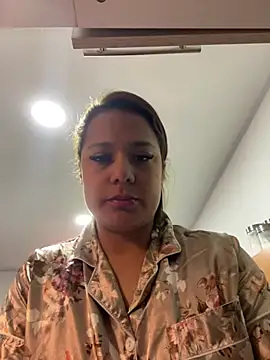 Pretty  Milf online show from 07/19/26, 02:43