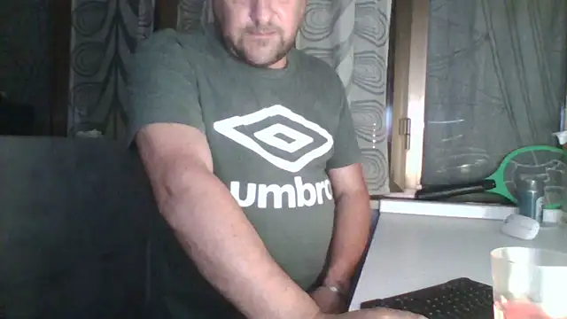 Snapshot of ROMASSAGGEXXX chatting on 05/20/26, 10:16 ROMASSAGGEXXX online show from 05/20/26, 10:16
