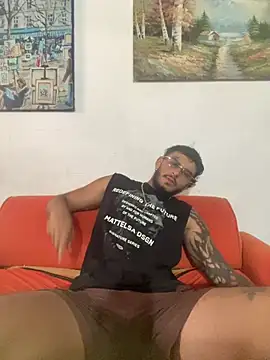 liyamjunior online show from 02/07/26, 03:38