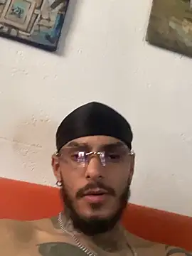 liyamjunior online show from 02/09/26, 04:22