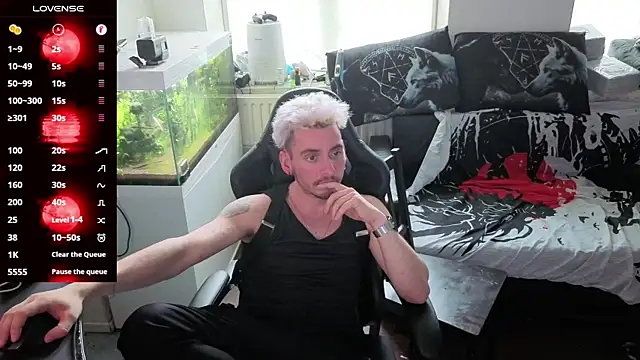 Rayzel White online show from 04/18/26, 11:58