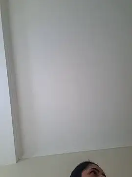 Neveencantada00 online show from 02/24/26, 07:01