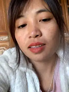 Snapshot of miumiu_sexy2x chatting on 01/13/26, 07:13 miumiu sexy2x online show from 01/13/26, 07:13