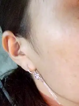 miumiu sexy2x online show from 04/02/26, 12:30