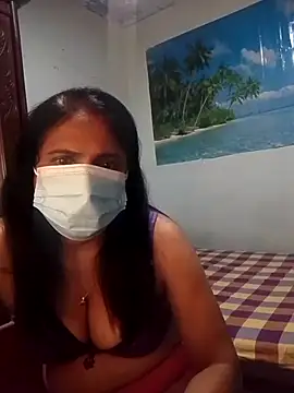 Snapshot of chocogirl15 chatting on 01/14/26, 11:38 chocogirl15 online show from 01/14/26, 11:38