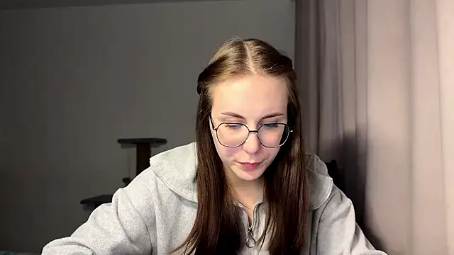 JanelleCourville online show from 03/07/26, 04:15