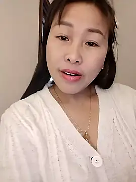 Snapshot of LanNhi_007 chatting on 01/15/26, 02:49 LanNhi 007 online show from 01/15/26, 02:49