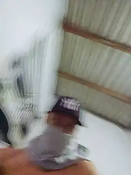 Snapshot of novinho_br29 chatting on 02/17/26, 08:04 novinho br29 online show from 02/17/26, 08:04