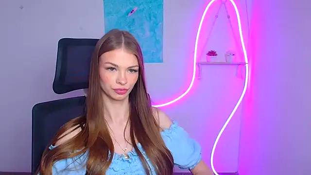 Lina Loveuu online show from 03/23/26, 12:31