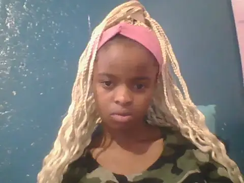 petitemew online show from 03/24/26, 08:52