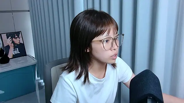 yuki-888 online show from 04/20/26, 09:34