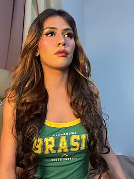 Snapshot of MadySmith chatting on 02/18/26, 04:03 MadySmith online show from 02/18/26, 04:03