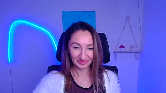 Snapshot of Diana_Sweeet_ chatting on 01/17/26, 02:22 Diana Sweeet online show from 01/17/26, 02:22