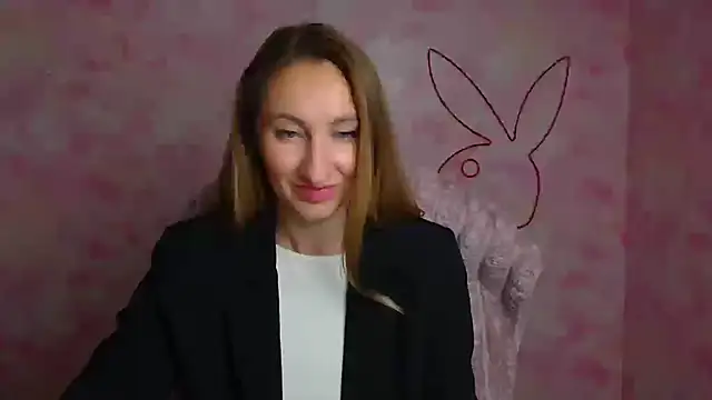Diana Sweeet  online show from 04/22/26, 05:32