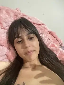 Snapshot of Tatat6_yy chatting on 06/18/26, 12:11 Tatat6 yy online show from 06/18/26, 12:11