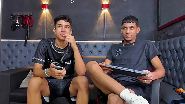 ALEX KEITH26 online show from 04/05/26, 12:13